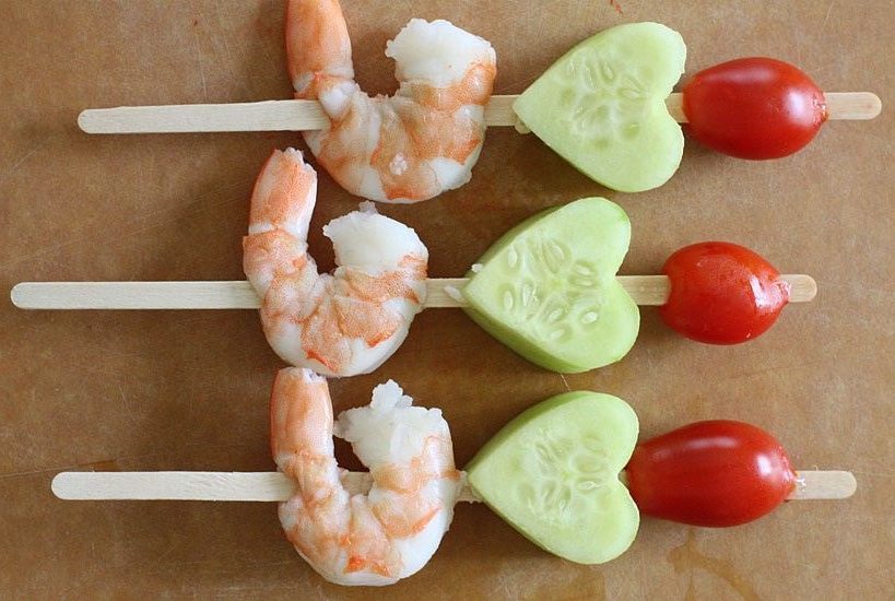 Picky eaters try new foods